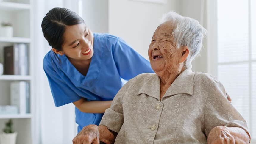 5 วิธีป้องกันการเกิดแผลกดทับในผู้สูงอายุ